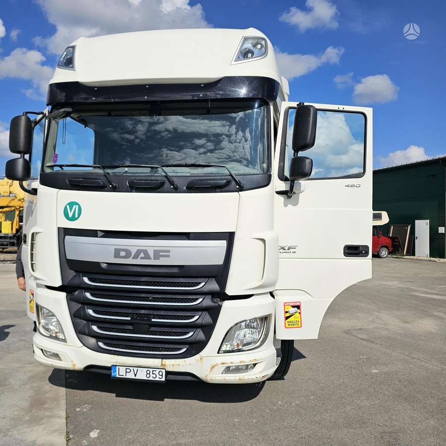 Daewoo XF 460 FT, double sleeper