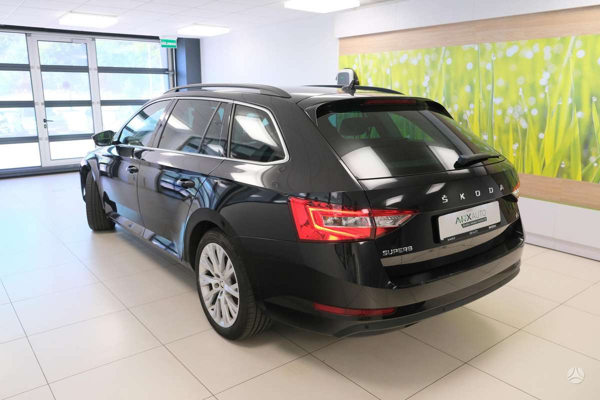 Škoda Superb - 4
