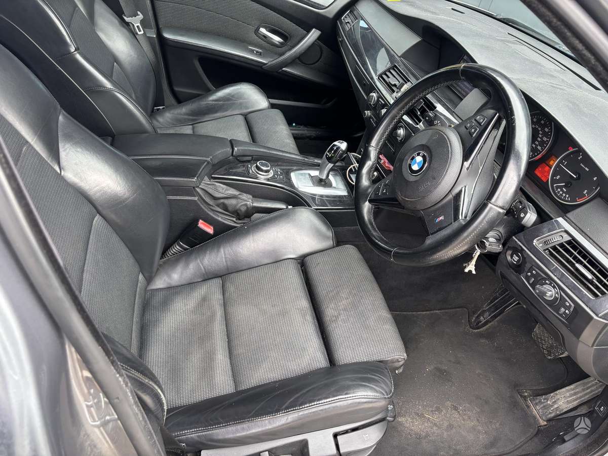 BMW 520, 2.0 l., Седан