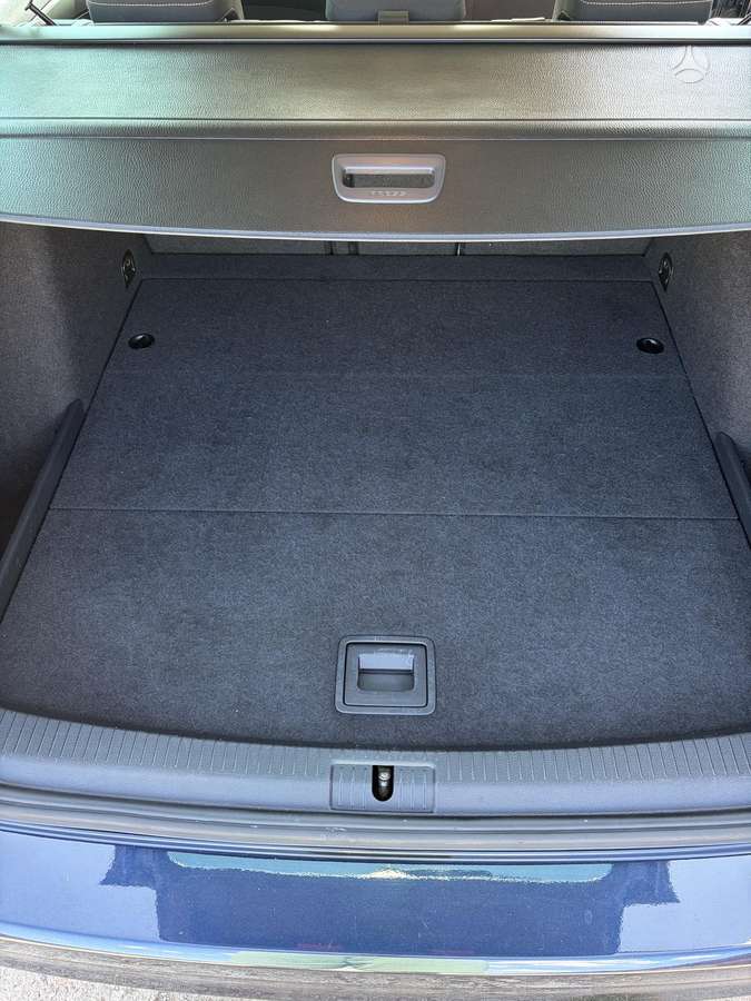 Volkswagen Golf - 12