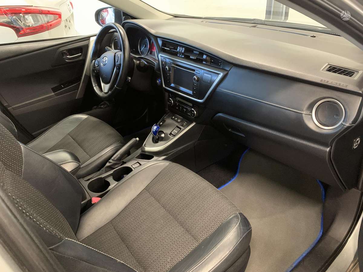 Toyota Auris - 6