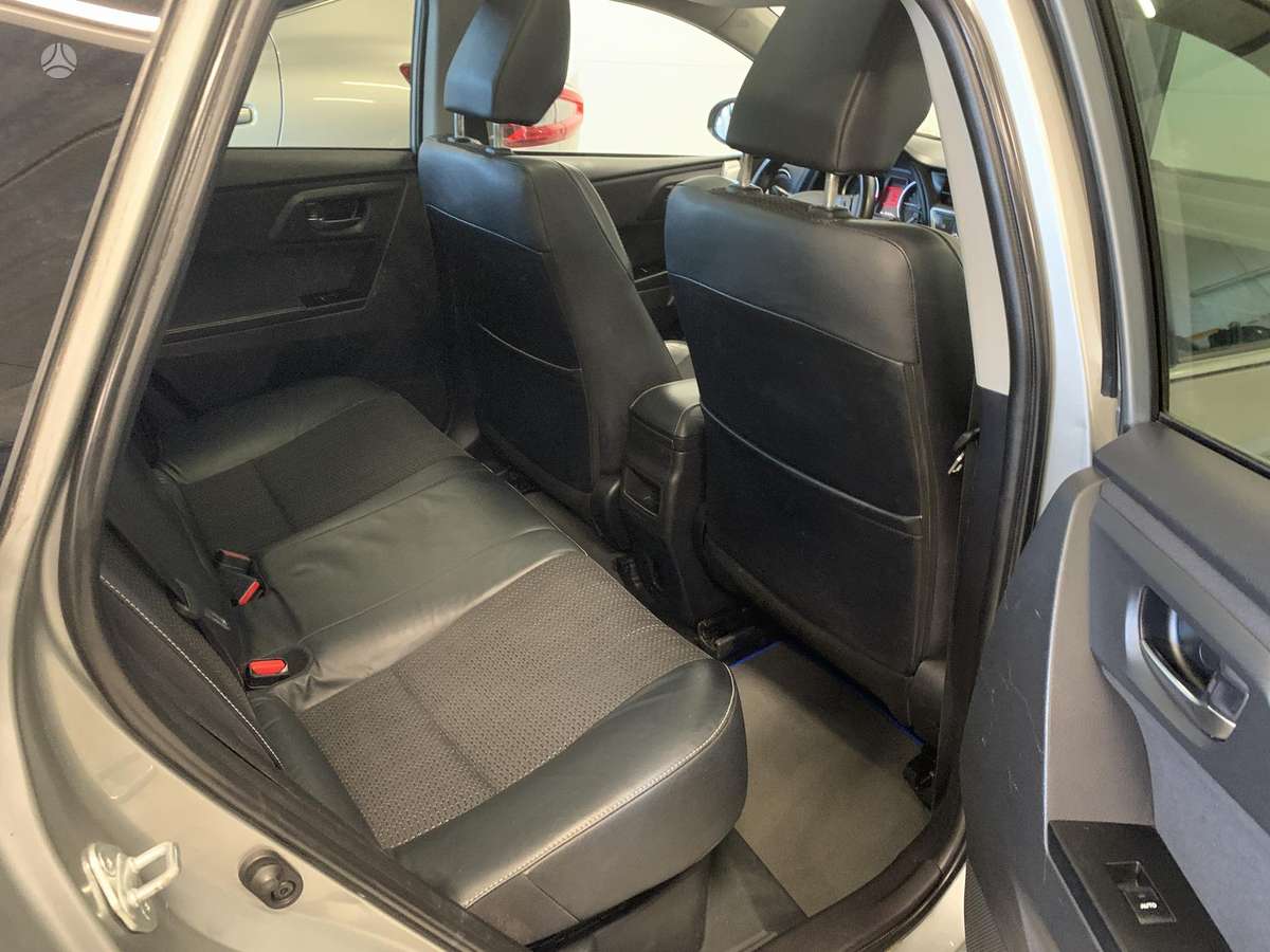 Toyota Auris - 8