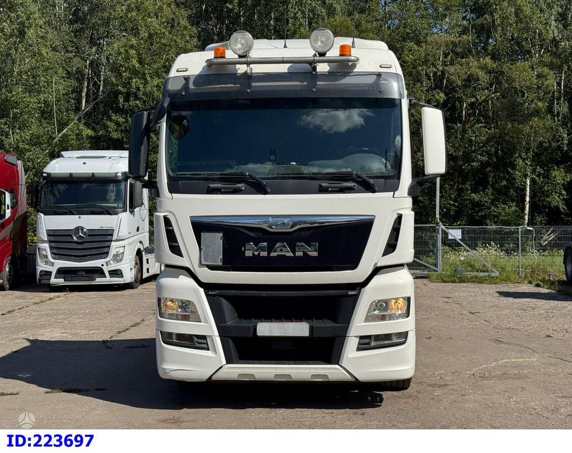 MAN TGX 28.480, double sleeper