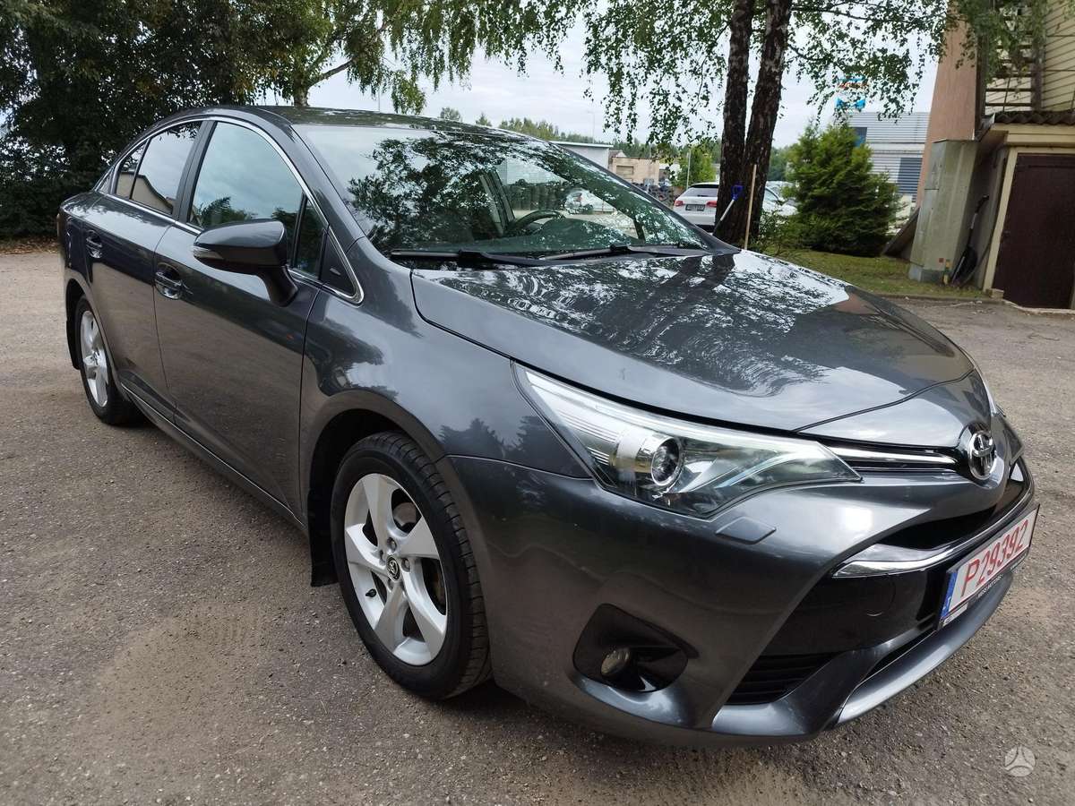 Toyota Avensis, 1.8 l., Седан