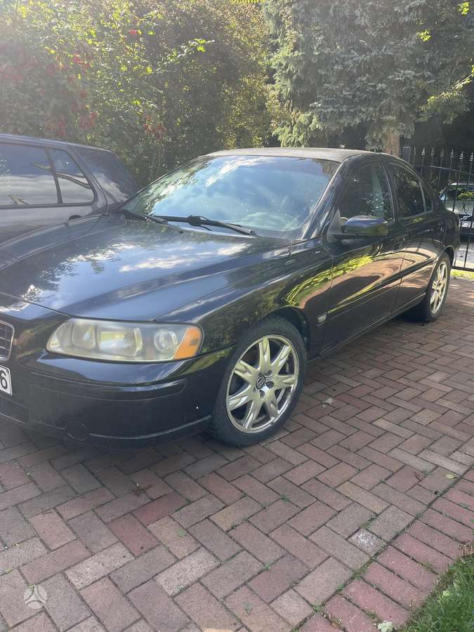 Volvo S60, 2.5 l., Седан