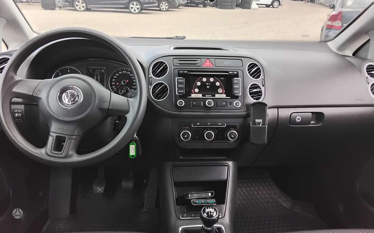 Volkswagen Golf Plus - 10
