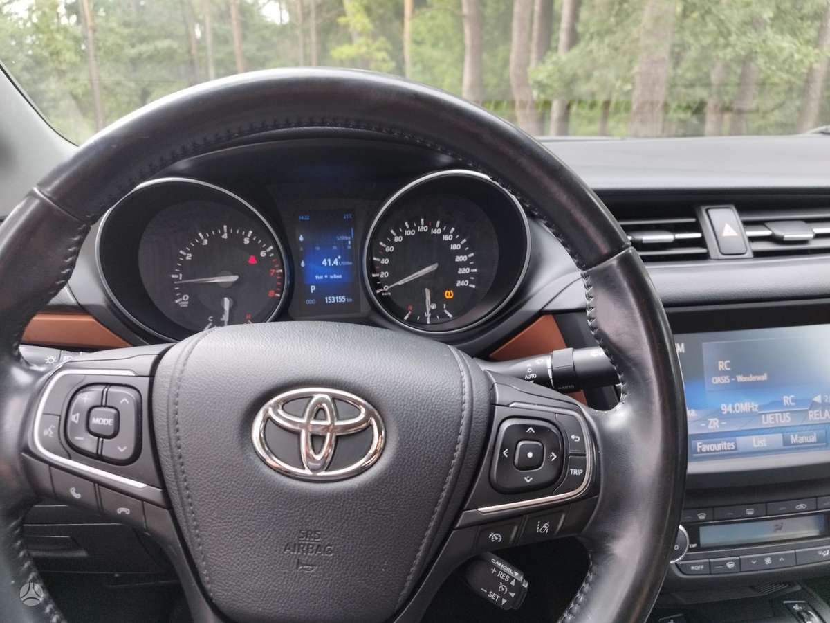 Toyota Avensis, 1.8 l., Седан