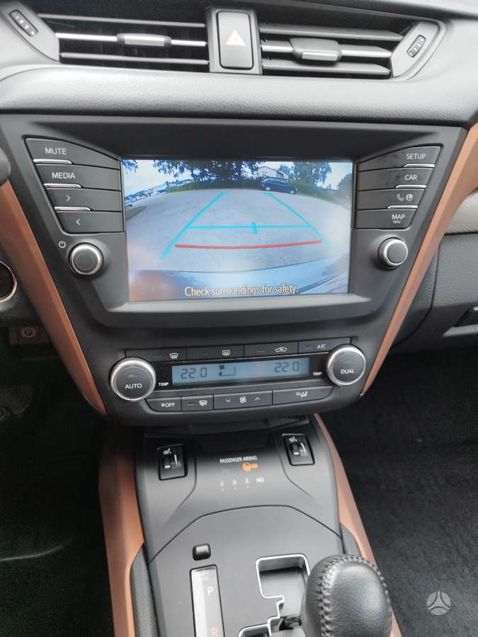 Toyota Avensis, 1.8 l., Седан