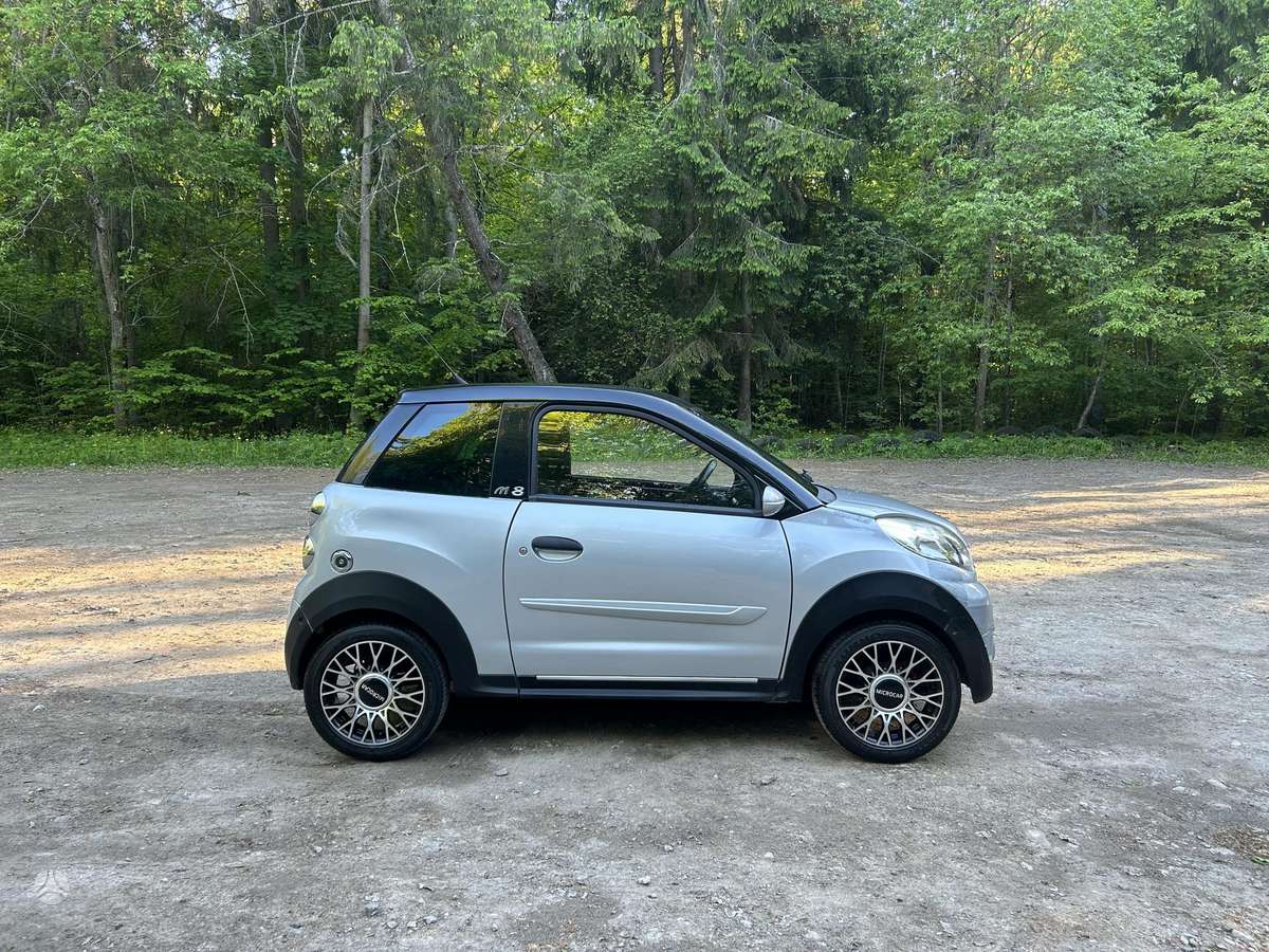 Microcar M8, 0.4 l., Хэтчбек
