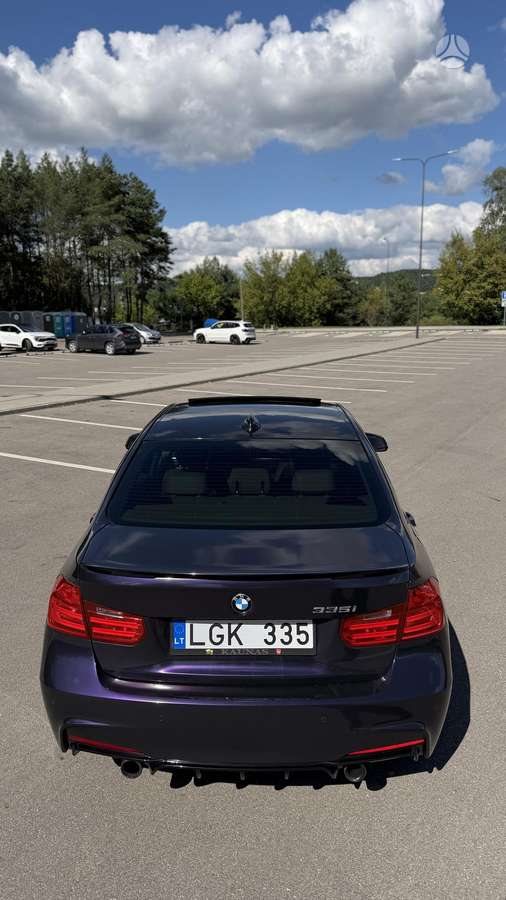 BMW 335, 3.0 l., Седан
