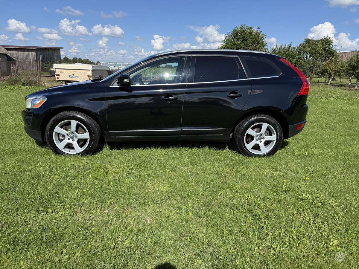 Volvo XC60 - 2