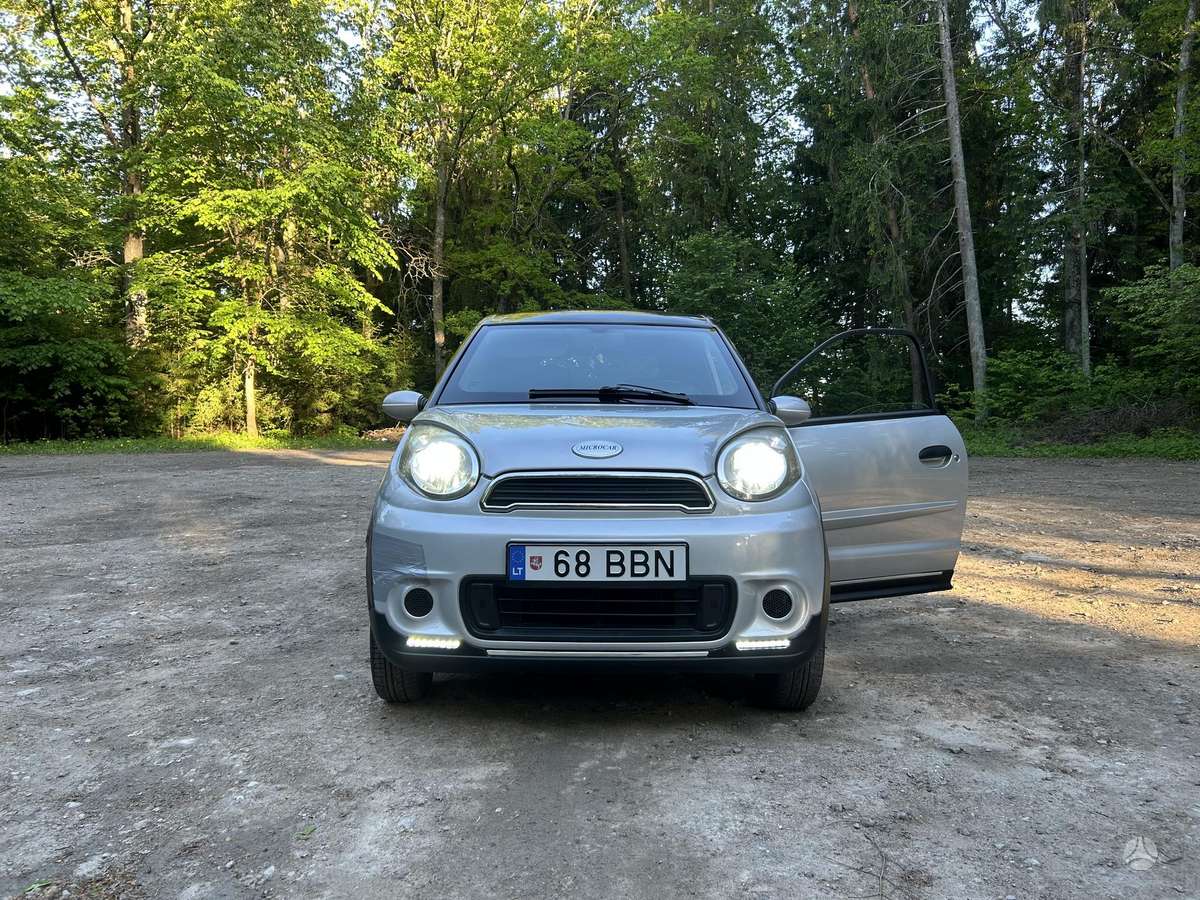 Microcar M8, 0.4 l., hatchback