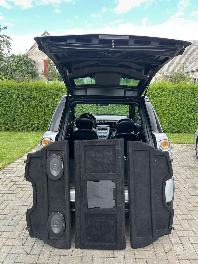 Microcar M8, 0.4 l., Хэтчбек