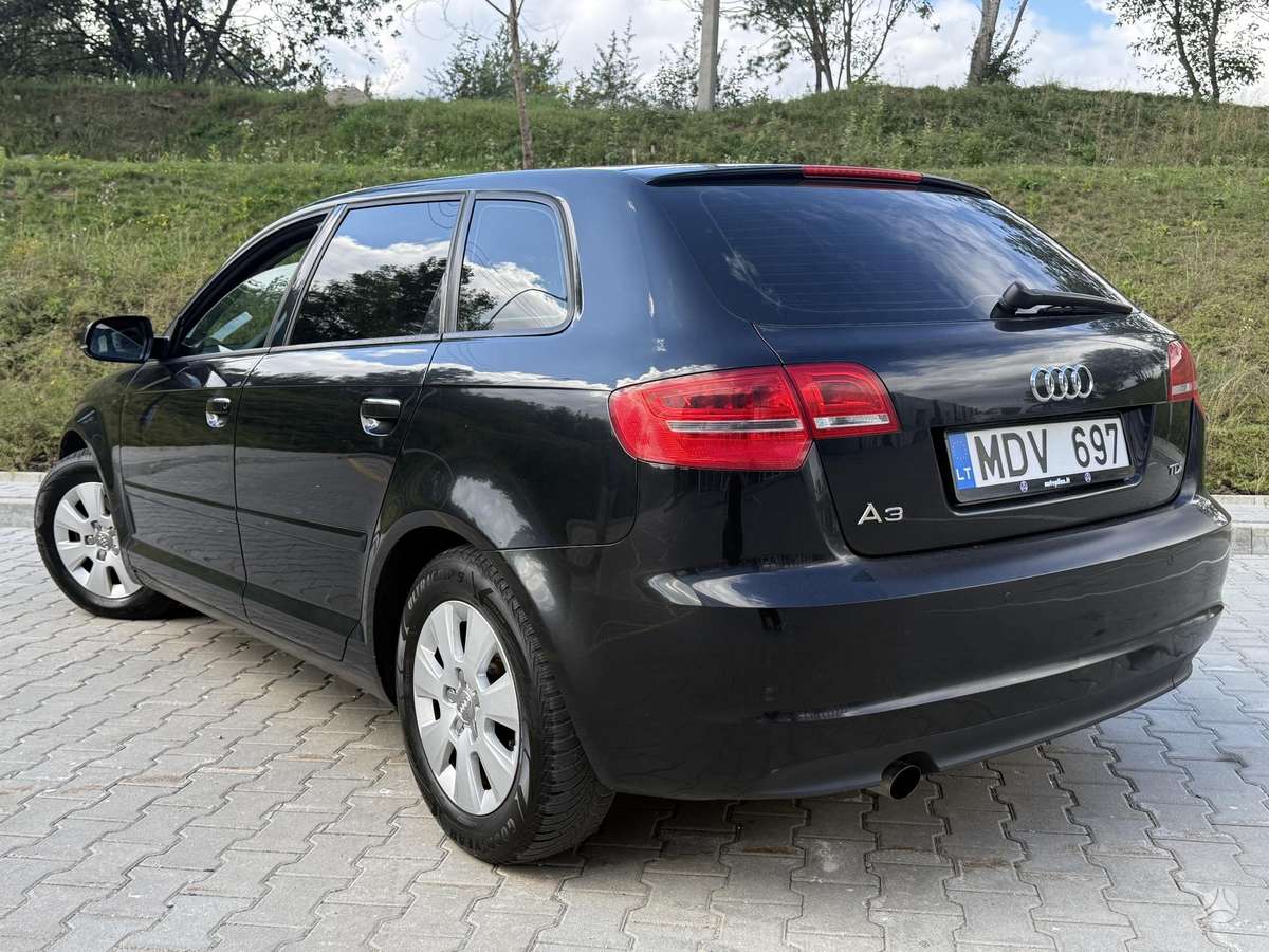 Audi A3, 1.6 l., Хэтчбек