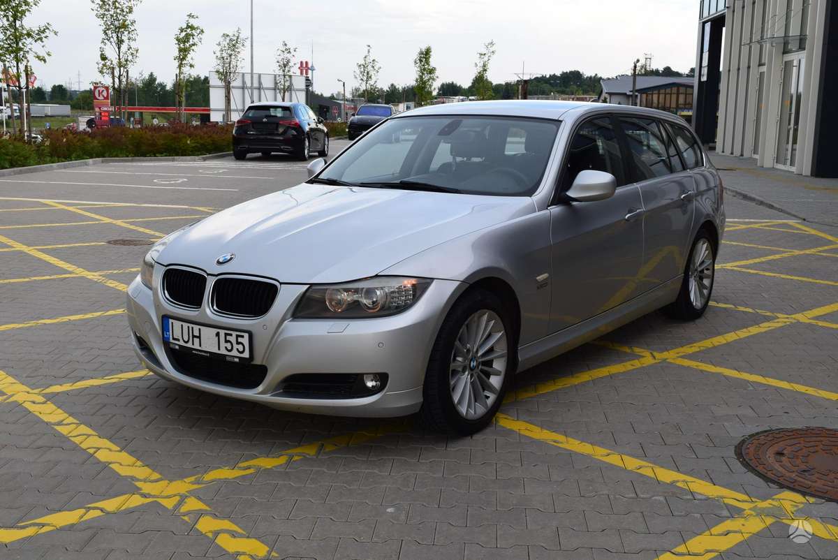 BMW 320, 2.0 l., wagon