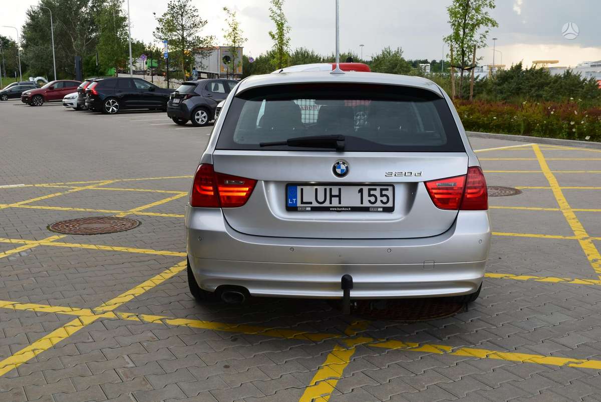 BMW 320, 2.0 l., wagon