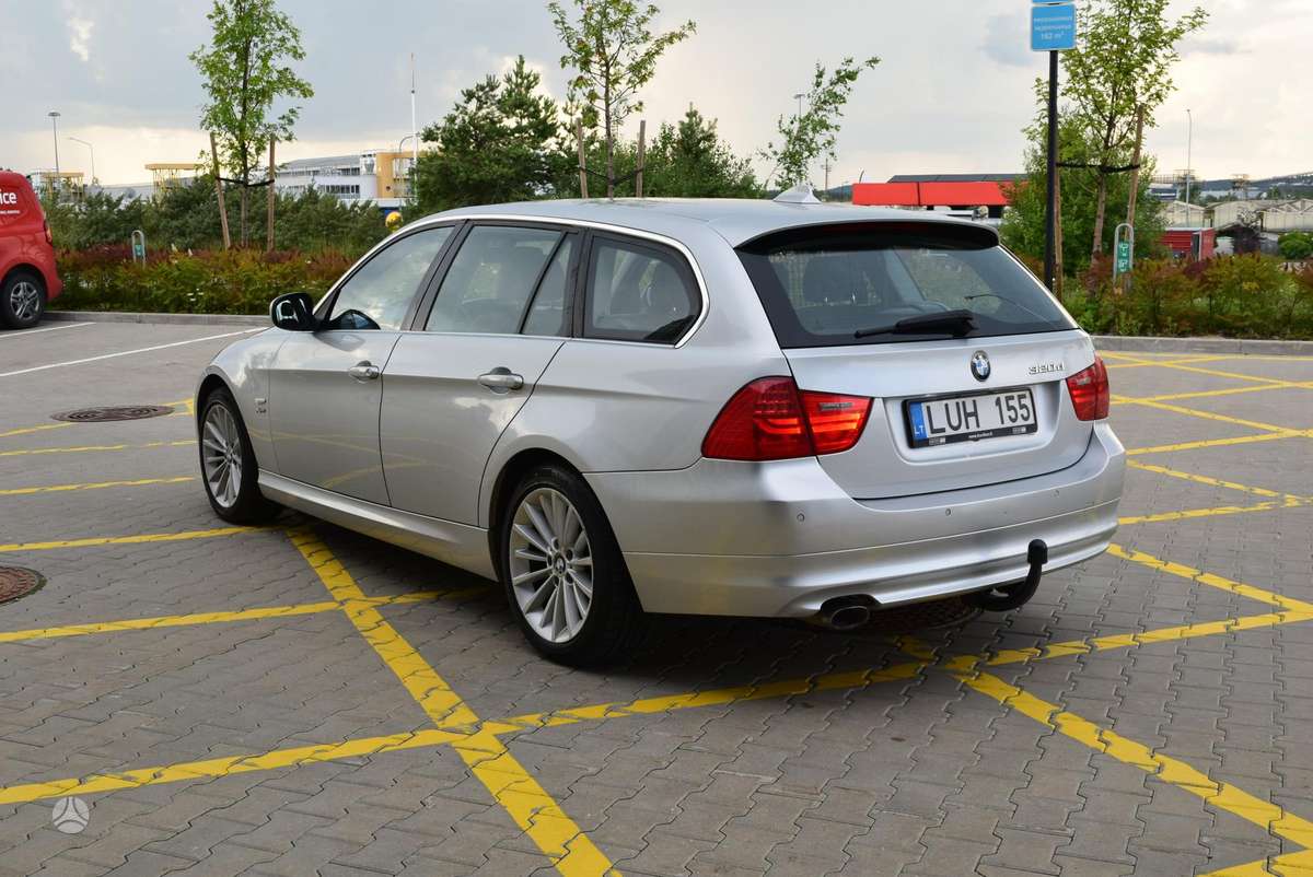 BMW 320, 2.0 l., universalas