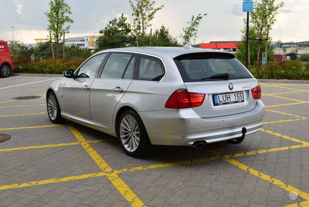 BMW 320, 2.0 l., wagon