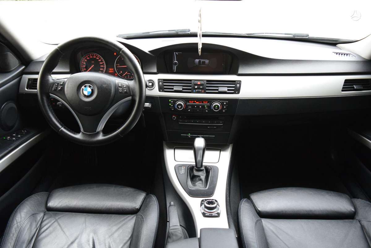 BMW 320, 2.0 l., Универсал