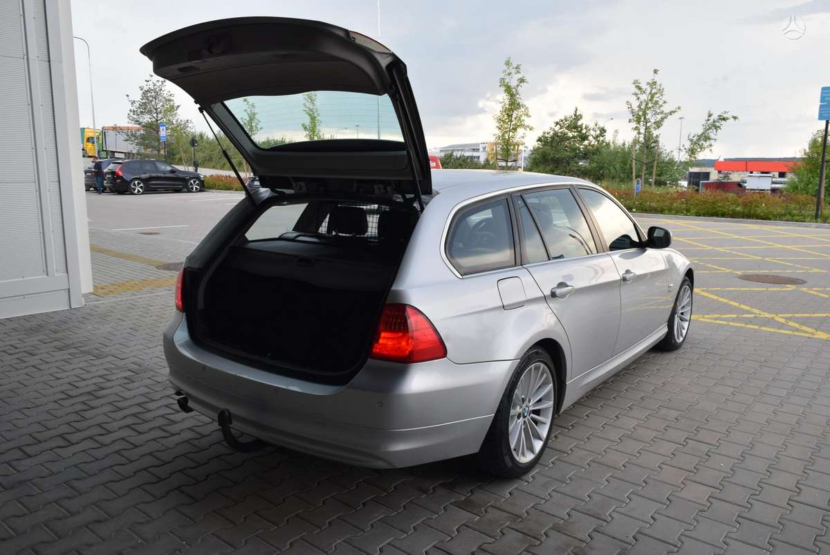 BMW 320, 2.0 l., Универсал