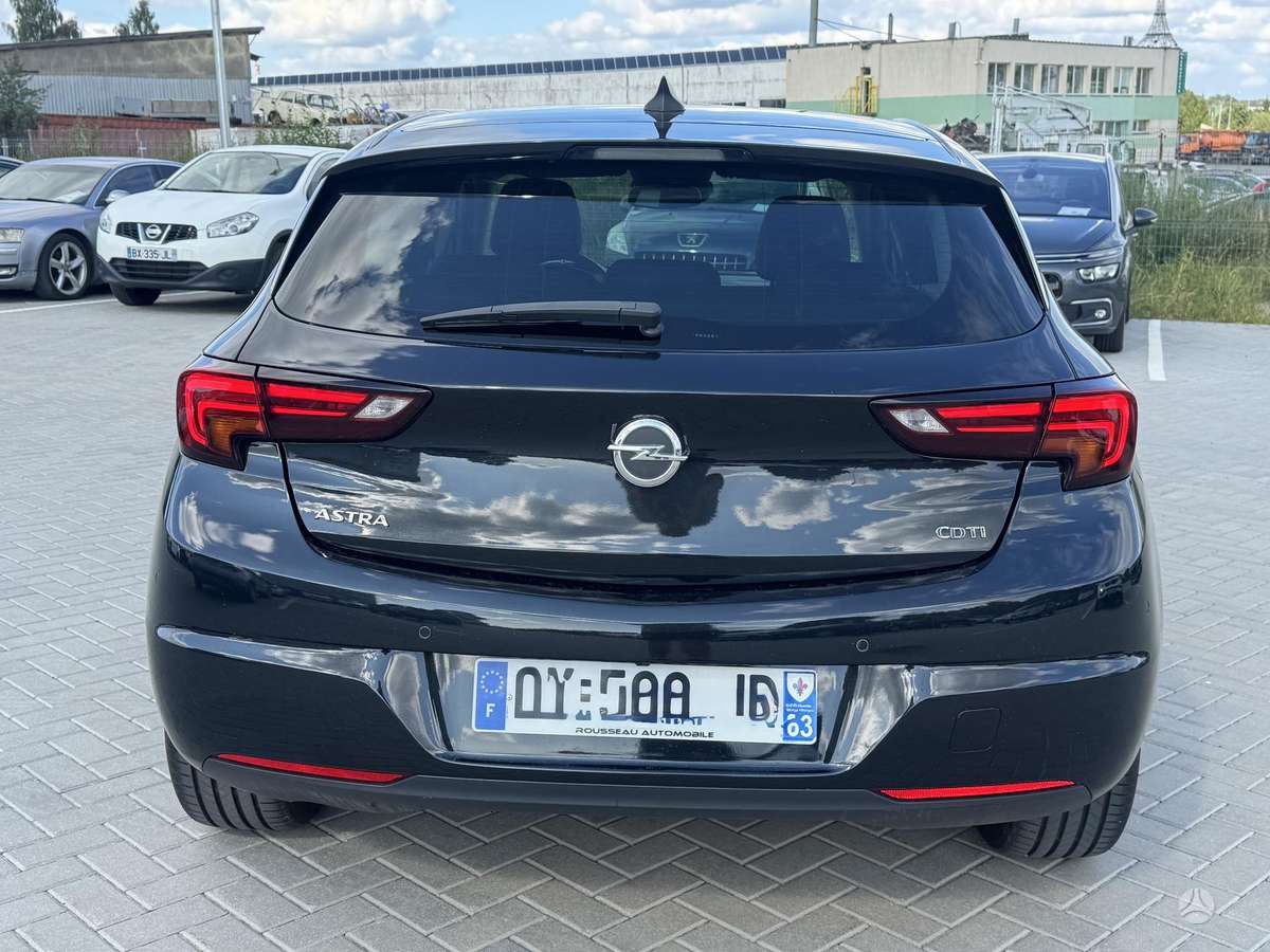 Opel Astra, 1.6 l., hatchback