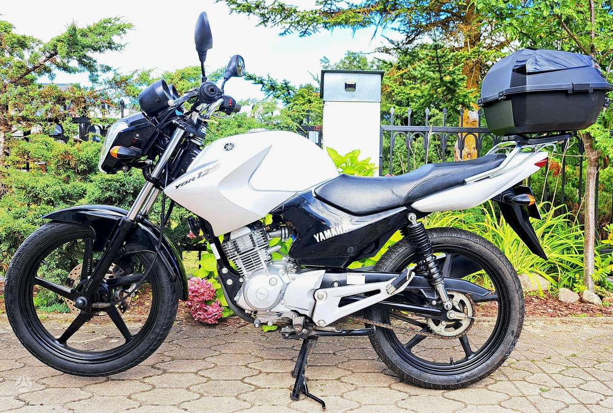 Yamaha YBR 125cc, street / classic