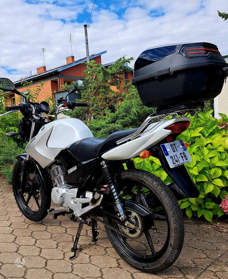 Yamaha YBR 125cc, street / classic