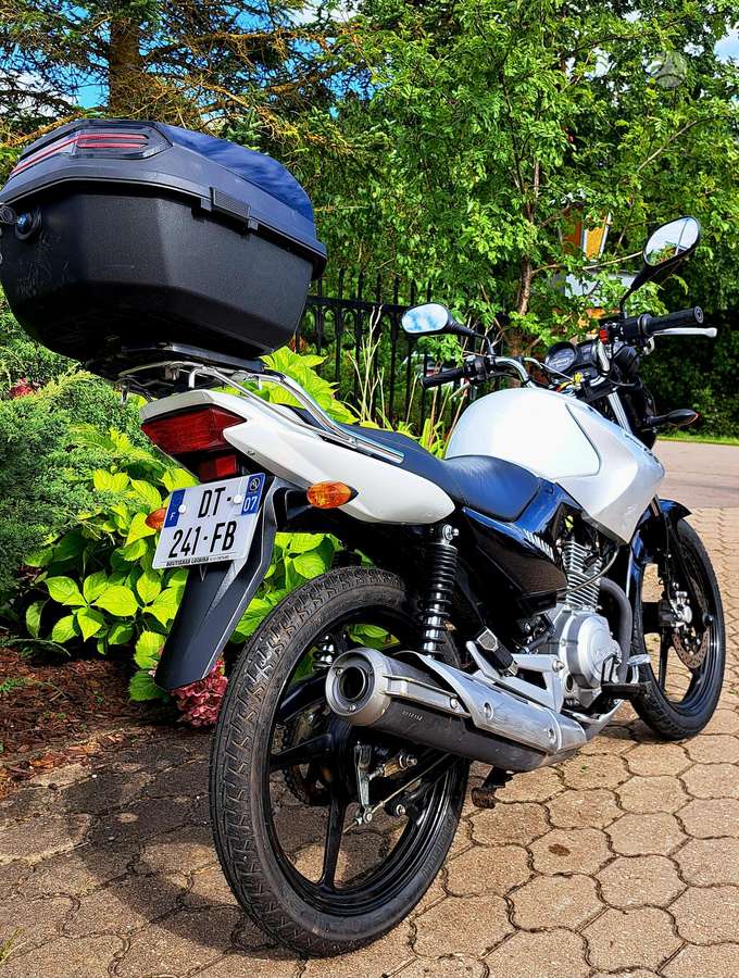 Yamaha YBR 125cc, street / classic