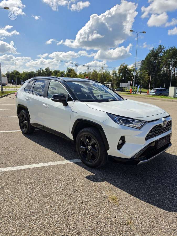 Toyota RAV4 - 3
