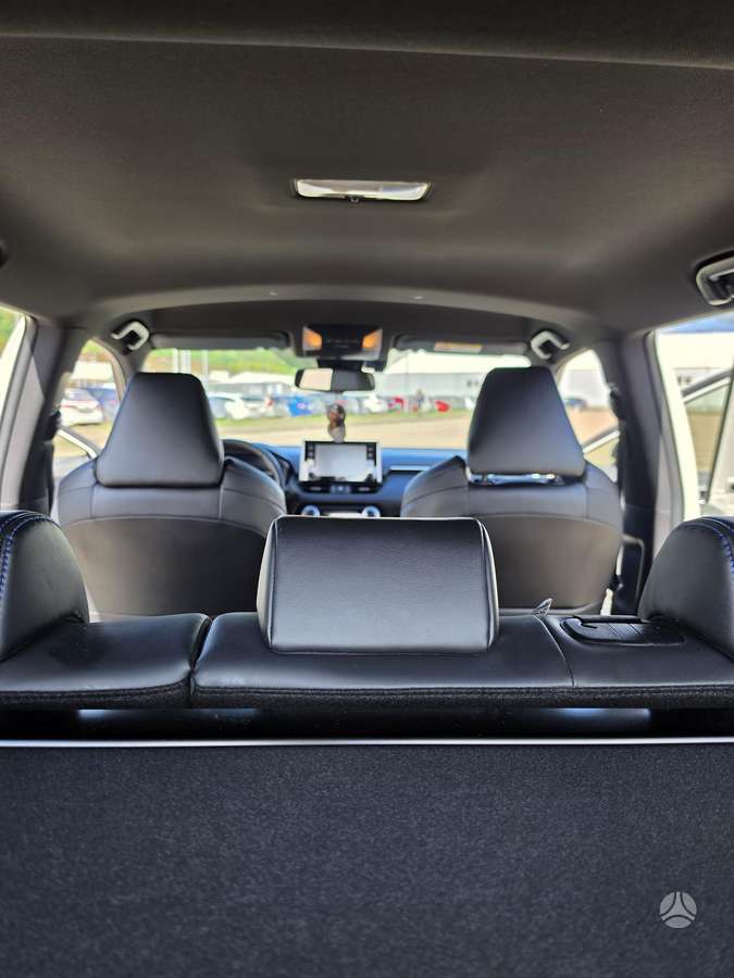 Toyota RAV4 - 11
