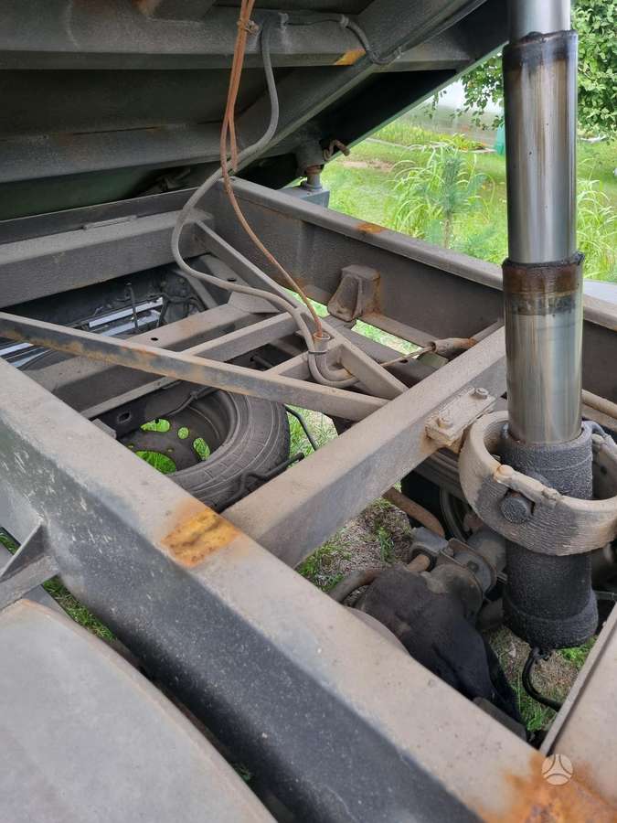 Mercedes-Benz Sprinter 411, самосвалы