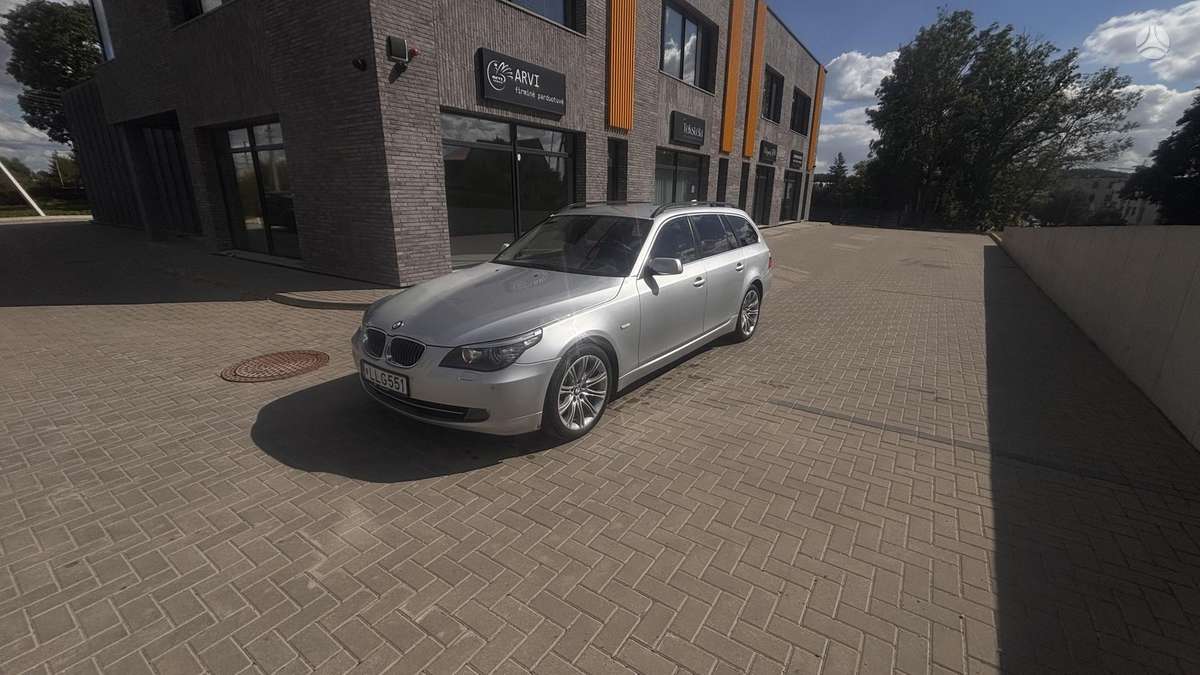 BMW 525, 3.0 l., Универсал