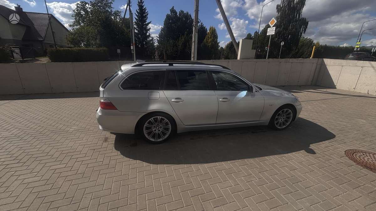BMW 525, 3.0 l., Универсал