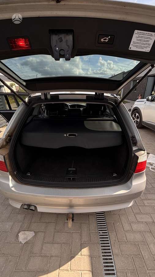 BMW 525, 3.0 l., Универсал