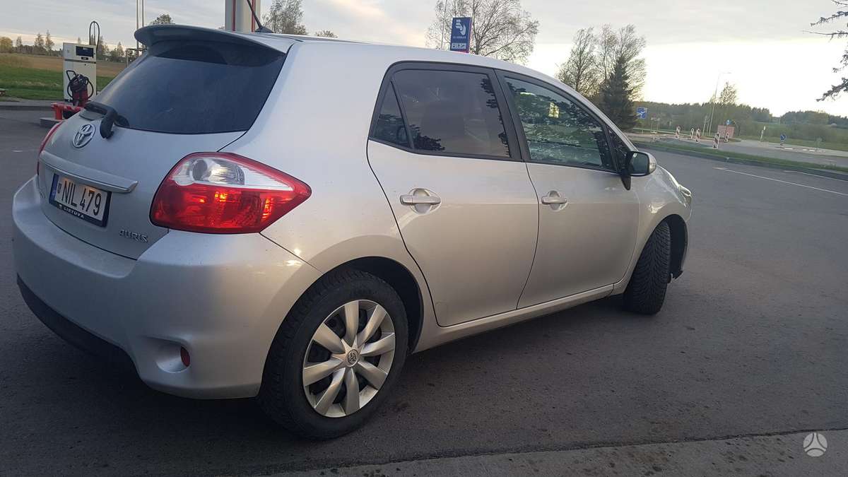 Toyota Auris, 2.0 l., hatchback