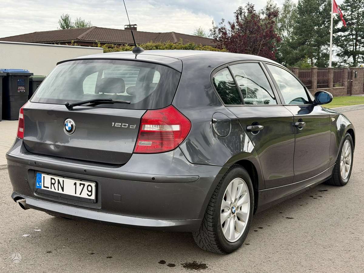 BMW 120, 2.0 l., Хэтчбек