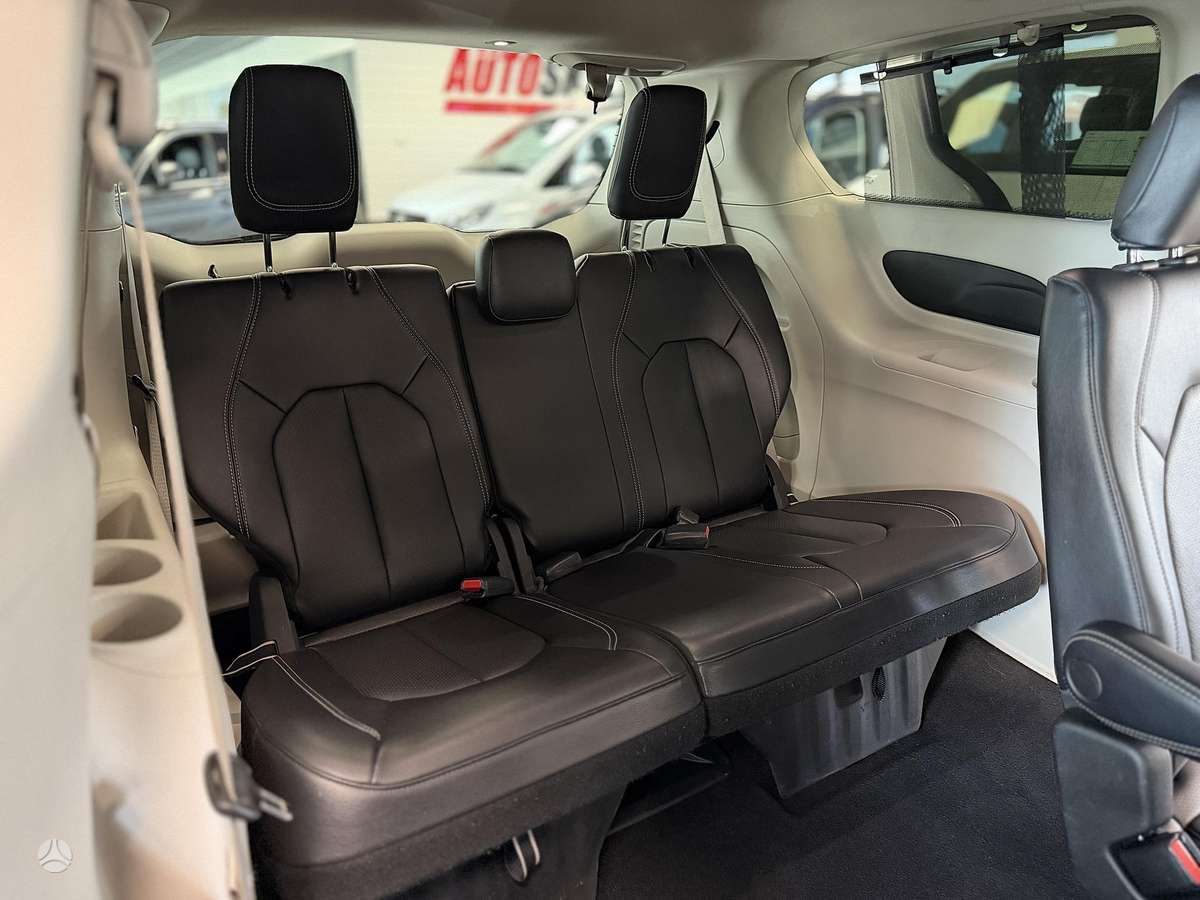 Chrysler Pacifica, 3.6 l., Минивэн