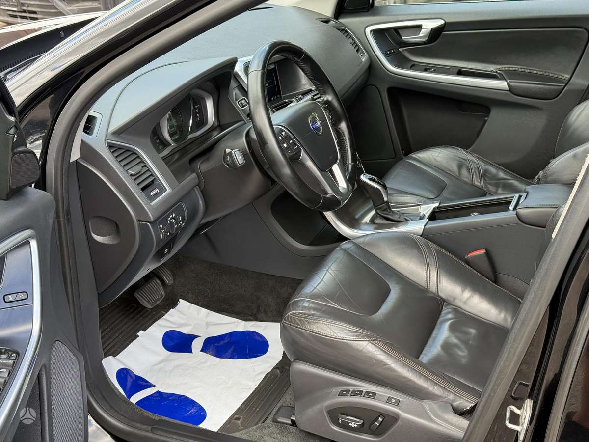 Volvo XC60 - 11