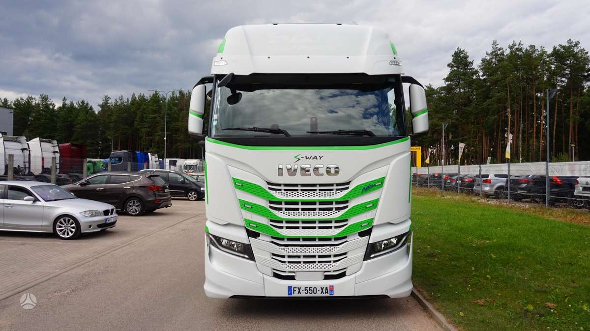 Iveco Stralis 440 Retarder, single sleeper