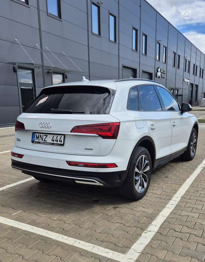 Audi Q5, 2.0 l., hatchback