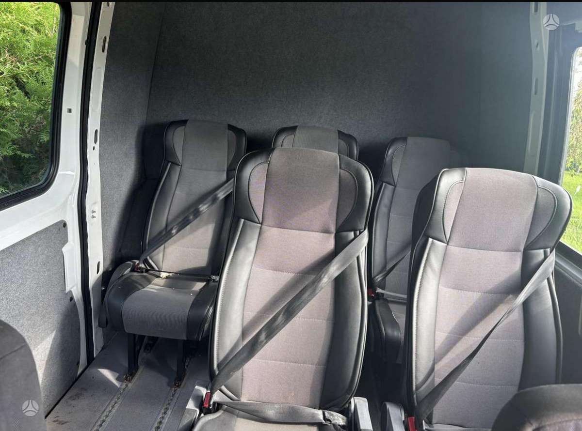 Iveco Daily, preču