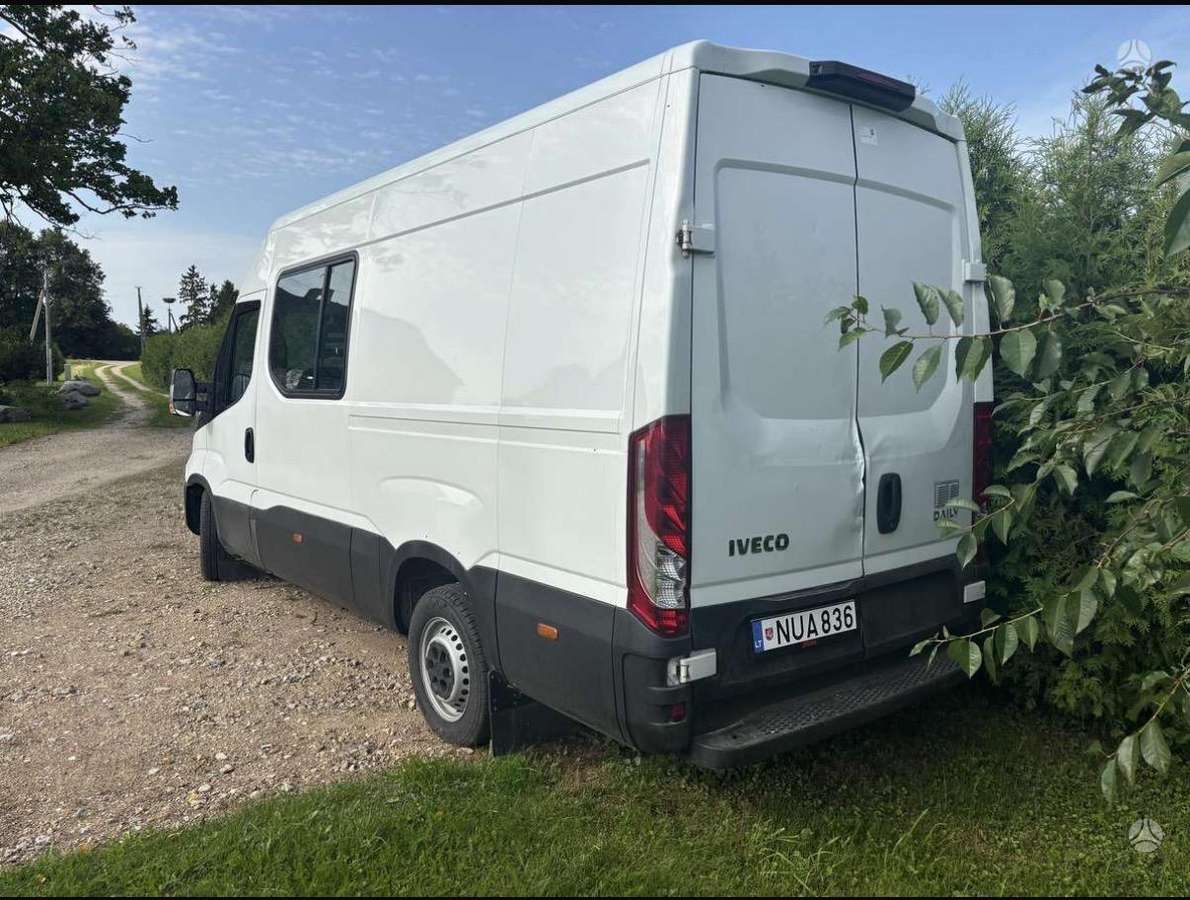 Iveco Daily, cargo vans