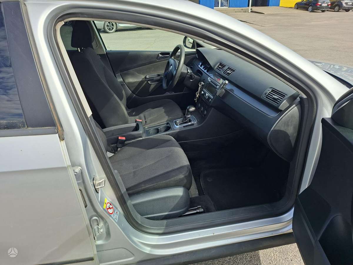 Volkswagen Passat, 2.0 l., Универсал