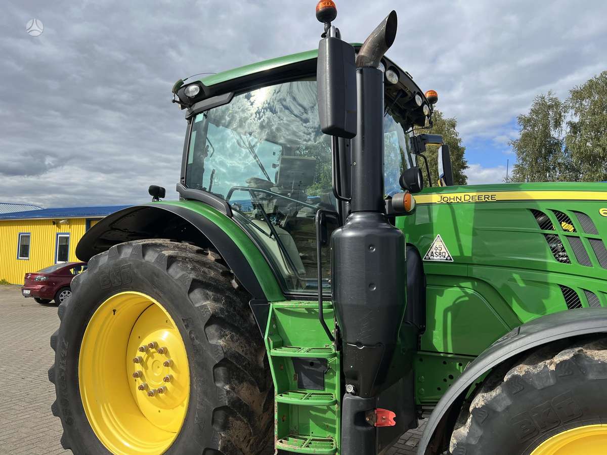 John Deere 6195R, traktoriai