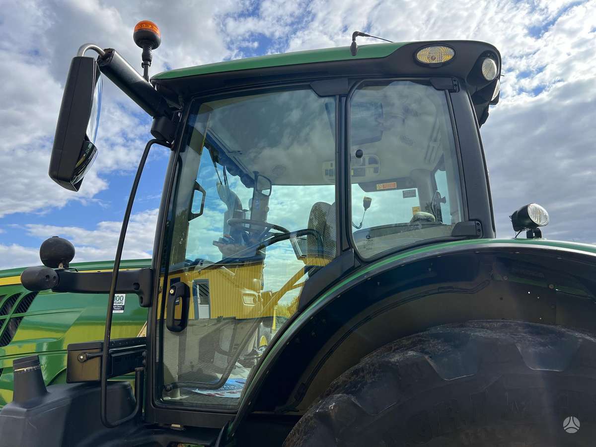 John Deere 6195R, traktoriai