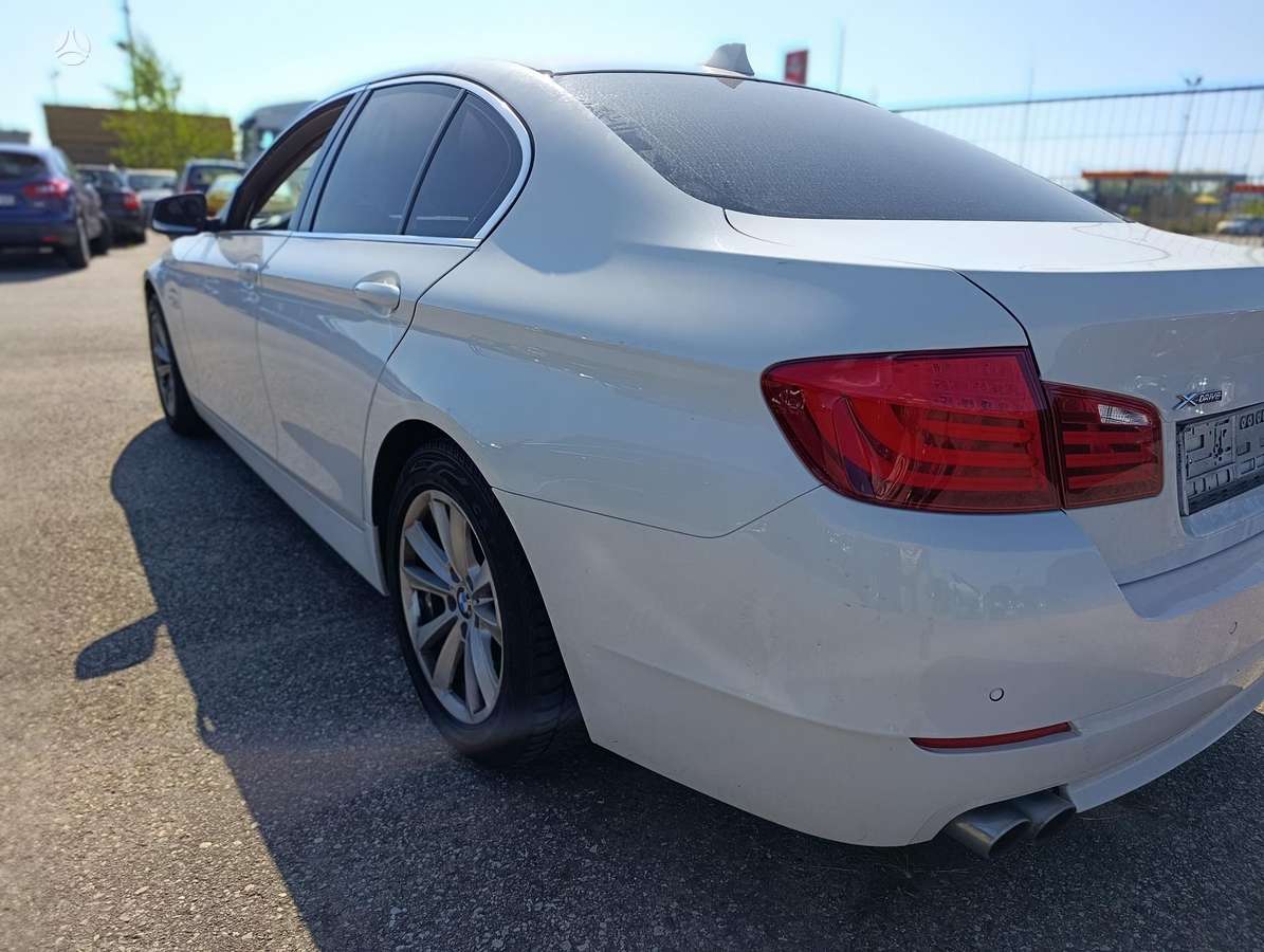 BMW 525, 2.0 l., Седан