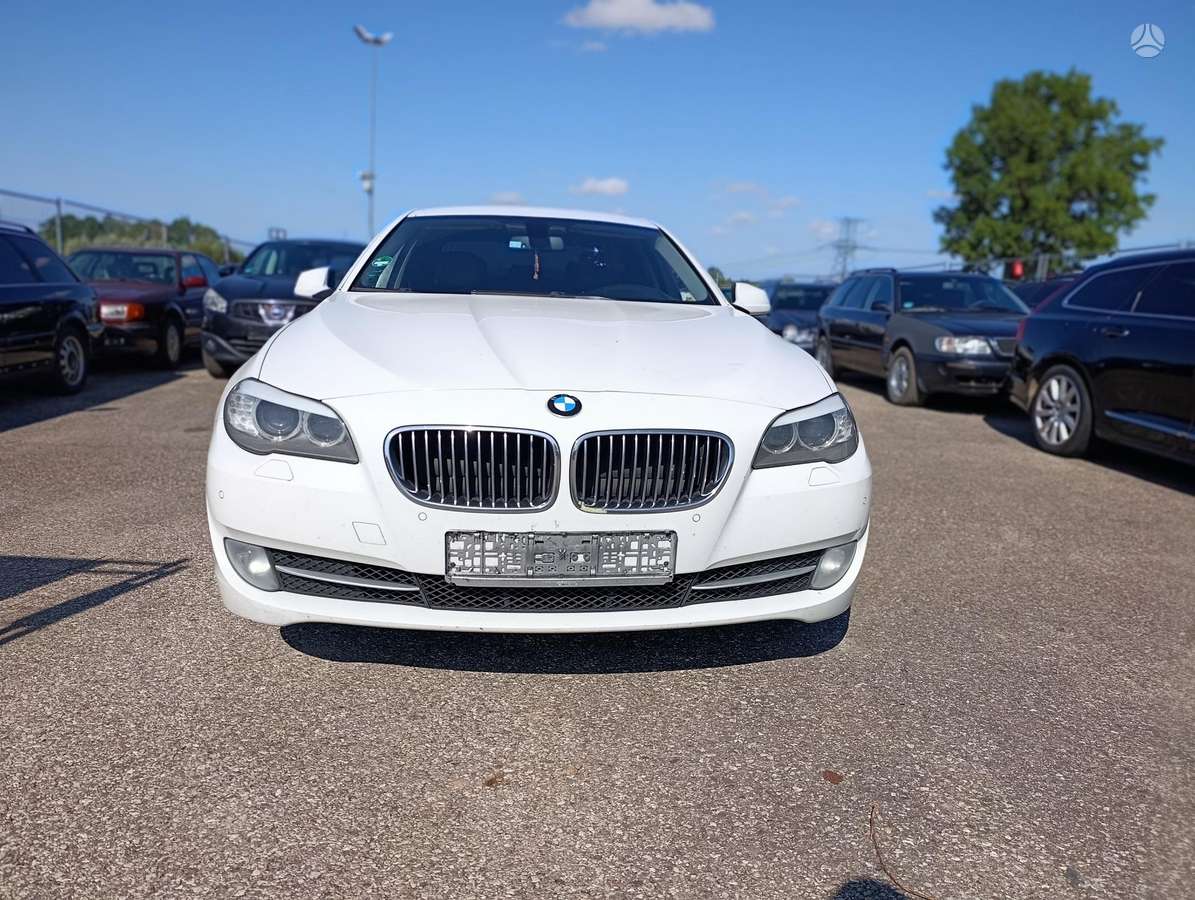 BMW 525, 2.0 l., Седан