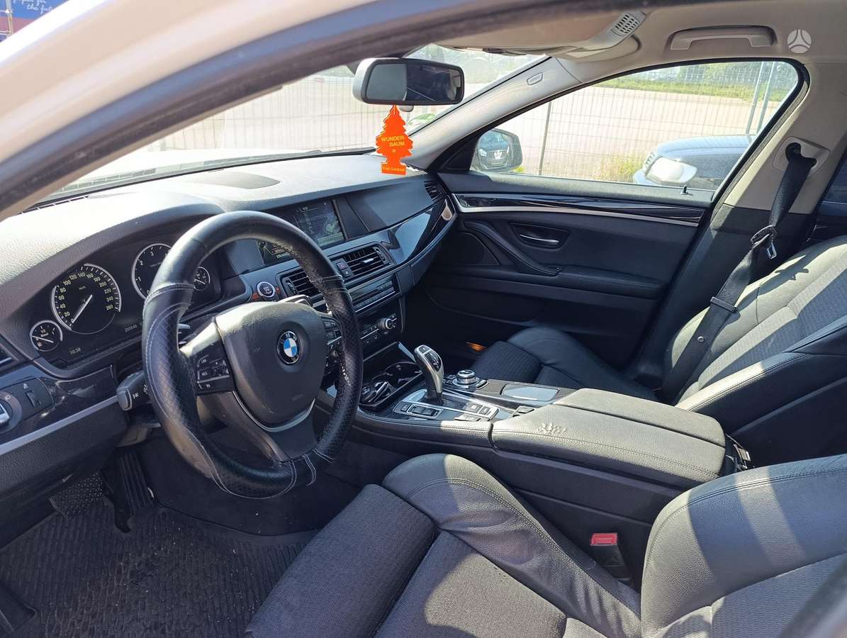 BMW 525, 2.0 l., Седан