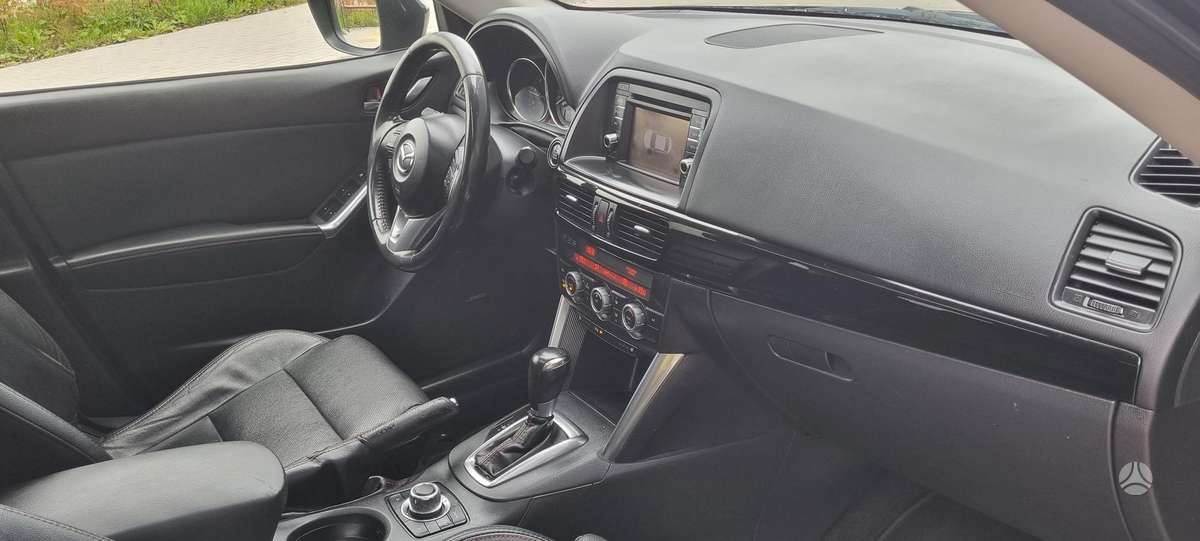Mazda CX-5, 2.2 l., Внедорожник / Кроссовер