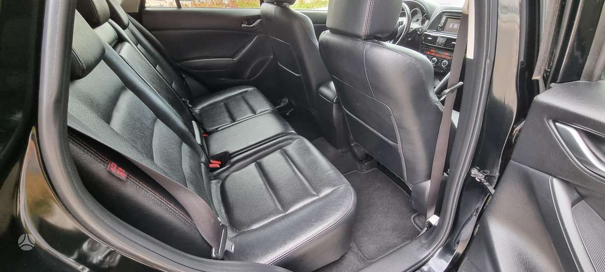 Mazda CX-5, 2.2 l., off-road / crossover